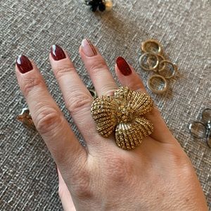 Costume jewelry bundle (11 rings) various sizes, some adjustable